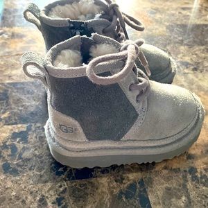 Toddler UGGS!